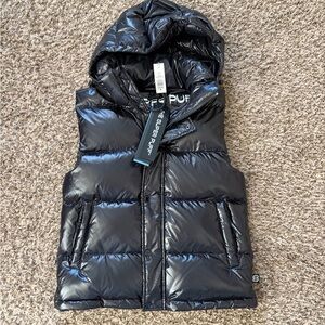 Aritzia Black Puffer Vest